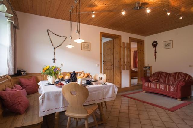 Ferienwohnung Obermoarhof Anger Exterior foto